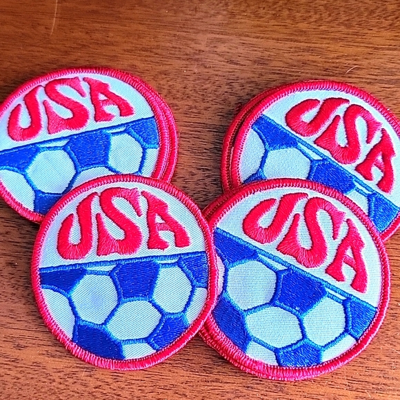 Vintage Soccer Red White and Blue Patches Bundle 10 Sew / Iron on team USA 🇺🇸 - Picture 1 of 6